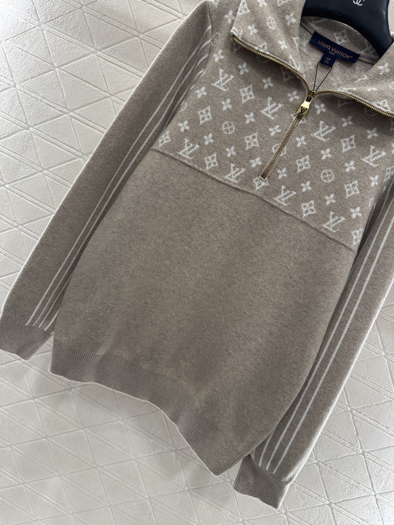 l0vis Vvtt0n sweaters